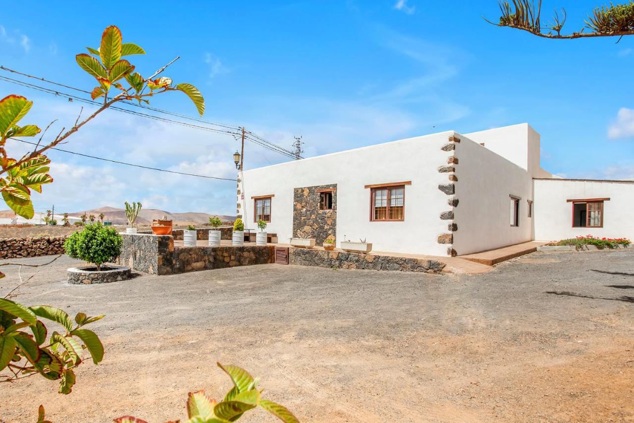 Villa Casa Flora Villaverde  Exterior foto